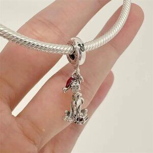 ✨✨Pandora Disney Pluto Christmas Gift Charm